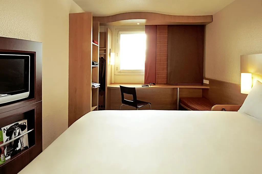 **  Hotel Ibis Barcelona Santa Coloma Santa Coloma de Gramanet Hiszpania